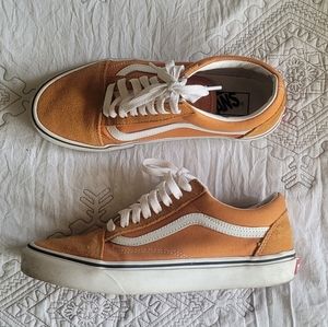Vans Old Skool in Orange